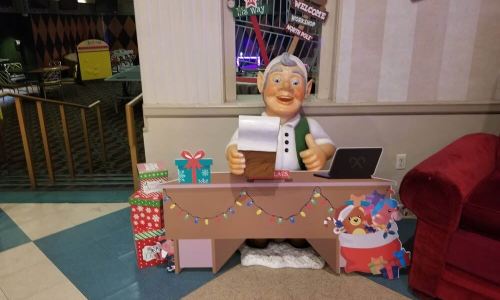 ELS-HOLIDAY-4