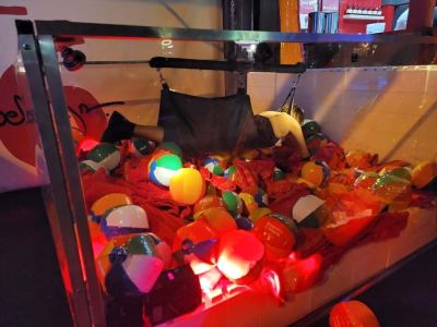 human-crane-machine-rental-1