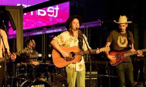la-live-19