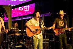 la-live-19