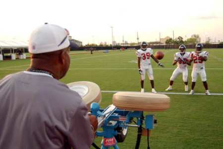 Football Passing Machine