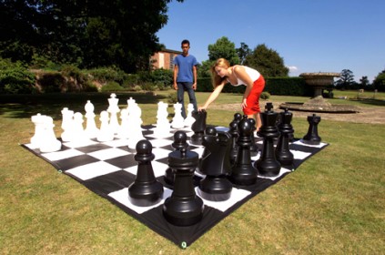 Giant Checkers / Giant Chess