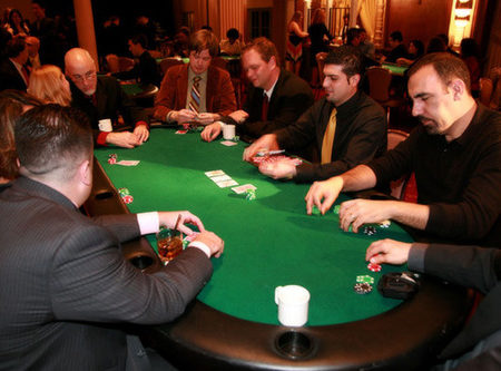 Poker Table