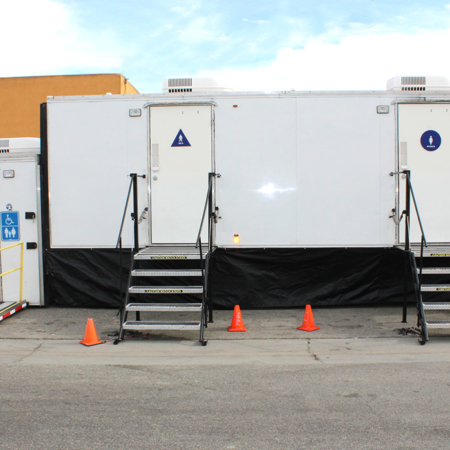 Executive Bathrooms ( Porta Potty )