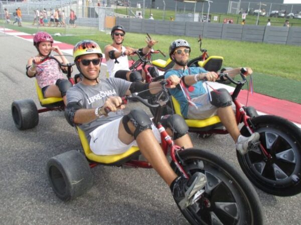 Big Wheels Bike Racing - Image 2