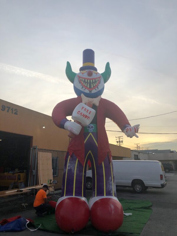 Giant Inflatable Monsters Halloween - Image 5