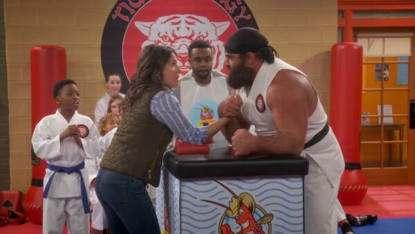 Arm Wrestling Table (Custom) - Image 3