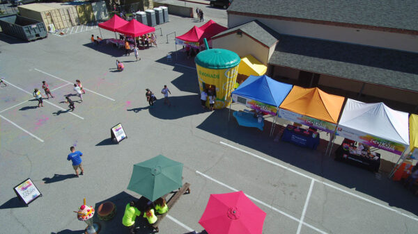 Lemonade Stand Inflatable - Image 2