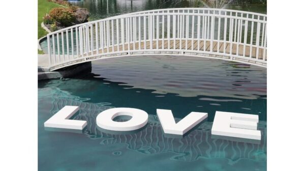 FLOATING LETTERS IN THE WATER - Image 2