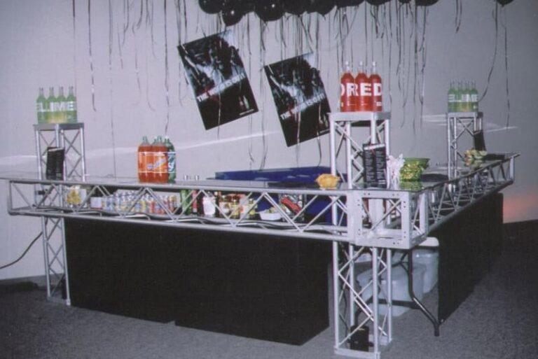 Futuristic Trussing Bar