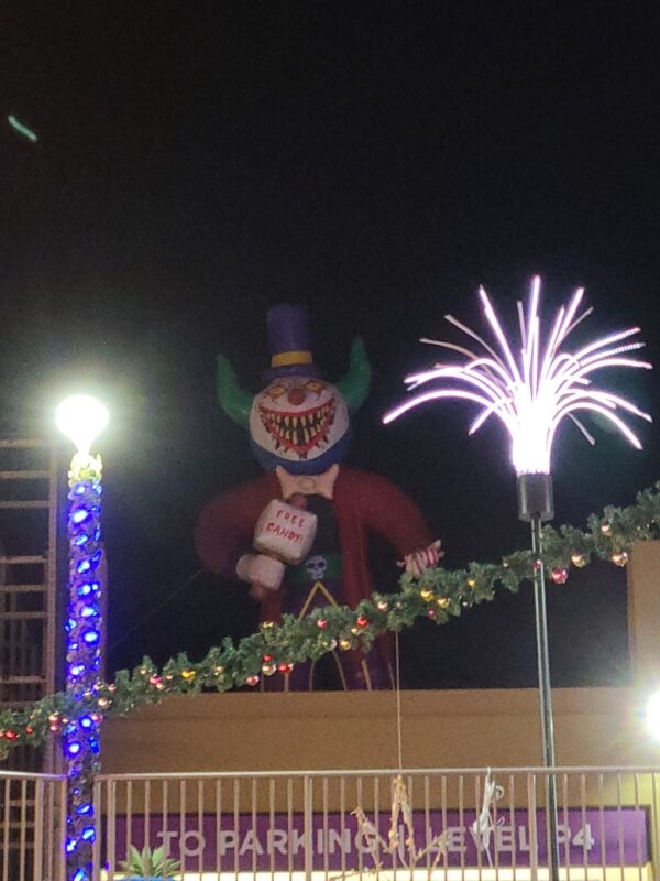 Giant Inflatable Monsters Halloween - Image 16