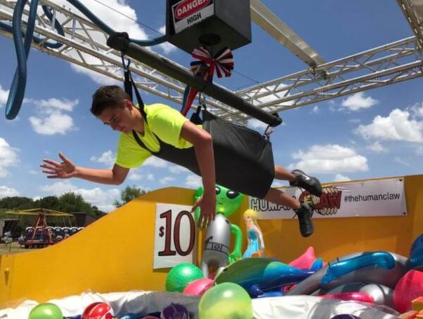 Human Claw Machine Rental / Human Crane - Image 12