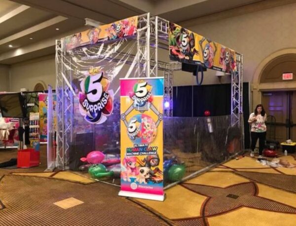 Human Claw Machine Rental / Human Crane - Image 6