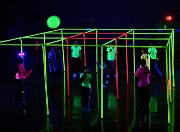 9 Square Neon Deluxe
