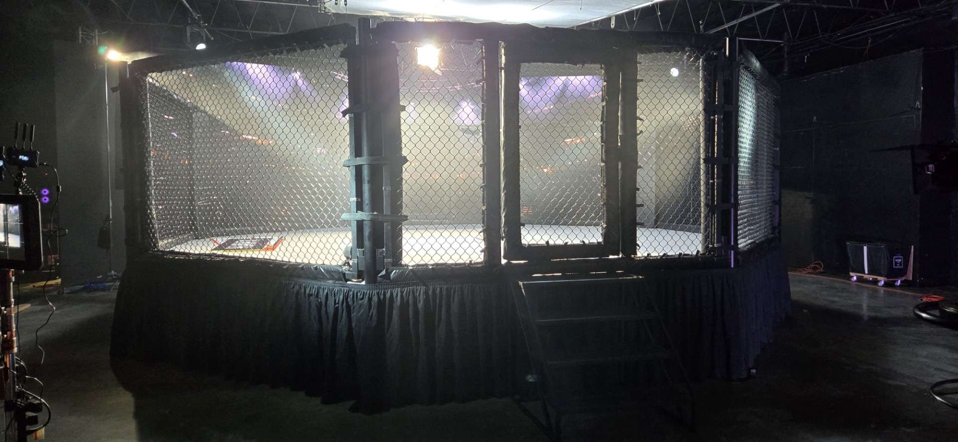 MMA Octagon Cage Rental MMA / UFC Cage rental for events in Los Angeles, Orange County, and nationwide