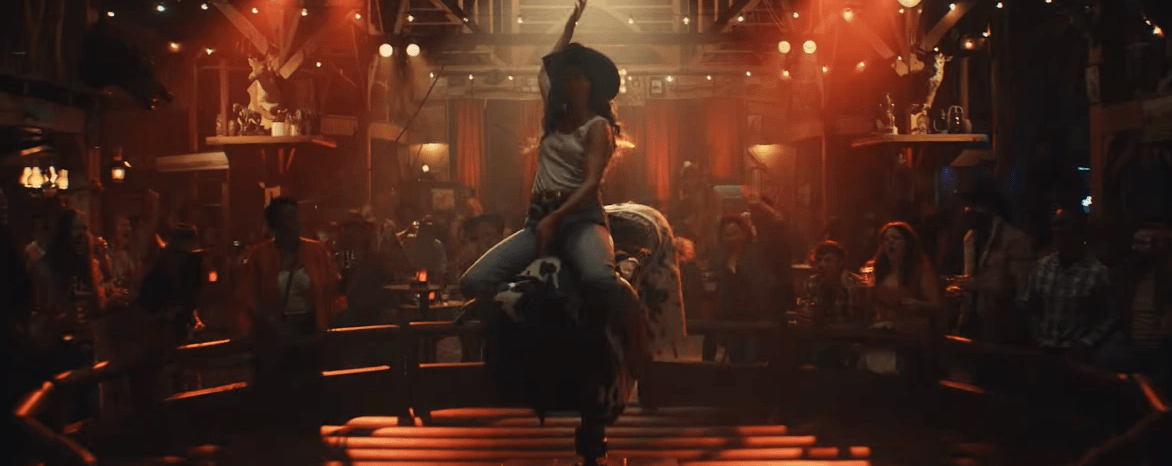 Mechanical Bull On Verizon Commercial